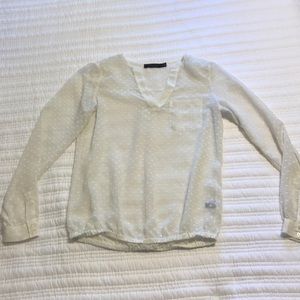 V-neck long sleeved sheer polka dot Limited blouse